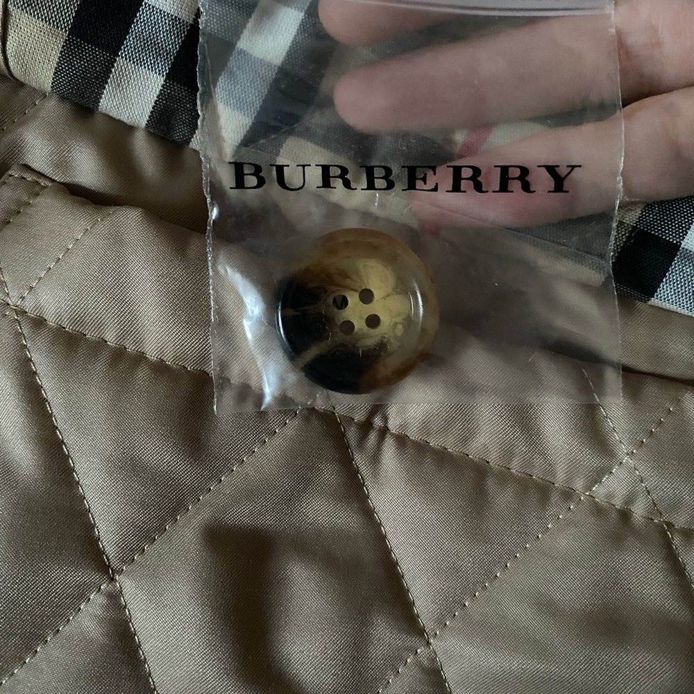 Burberry Quilted Jacket - Picture 13 of 15